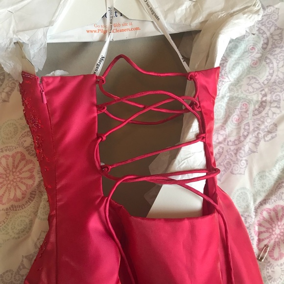 Pink sequenced formal gown with corset - Picture 3 of 6